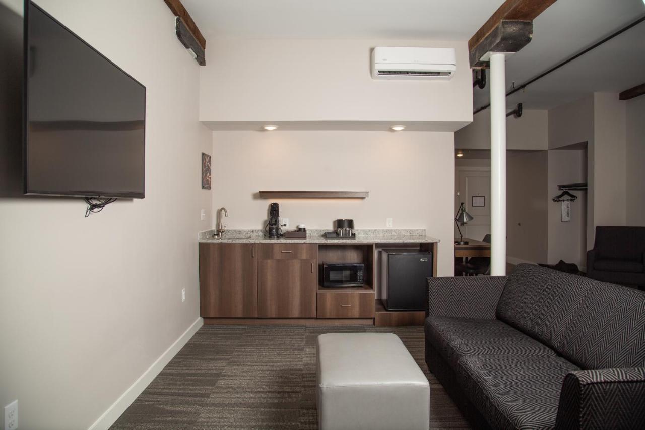 Hotel Millwright Amana Εξωτερικό φωτογραφία