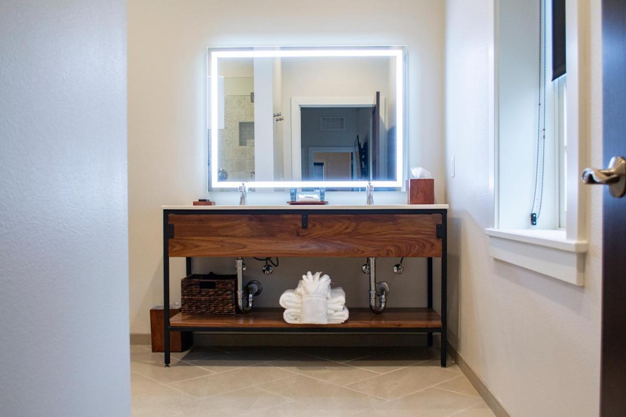 Hotel Millwright Amana Εξωτερικό φωτογραφία