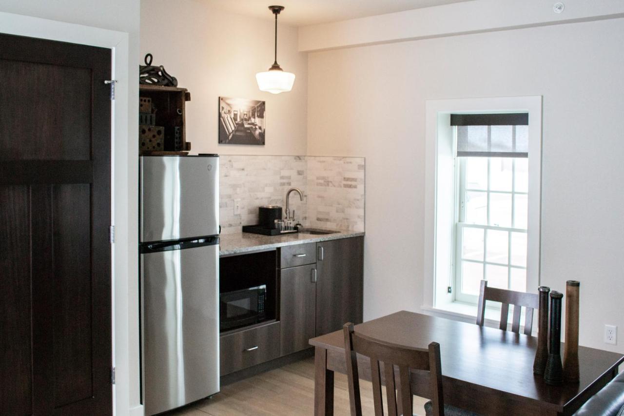 Hotel Millwright Amana Εξωτερικό φωτογραφία